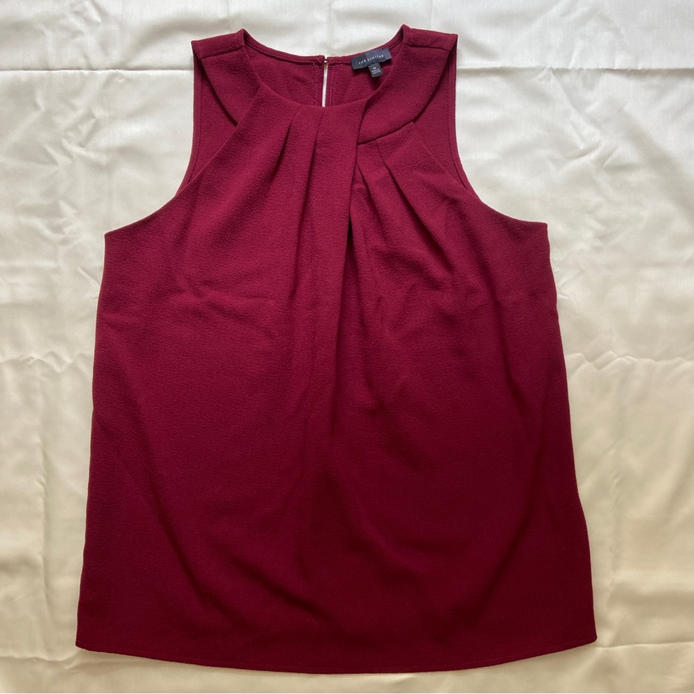 Flowy Size M Red Top from The Limited